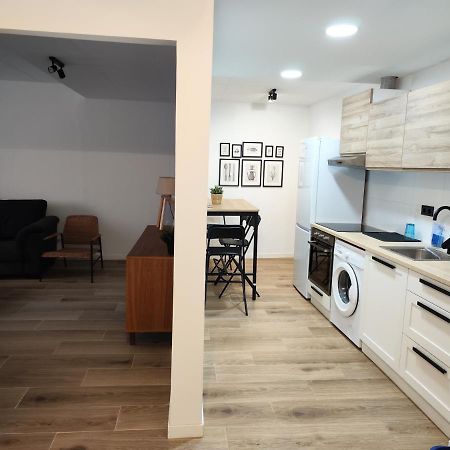 Boutique Apartment Ave Centro Lleida Luaran gambar