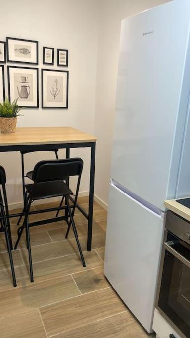 Boutique Apartment Ave Centro Lleida Luaran gambar