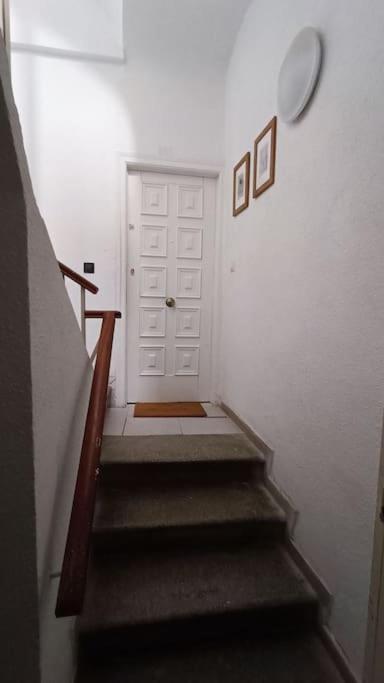Boutique Apartment Ave Centro Lleida Luaran gambar